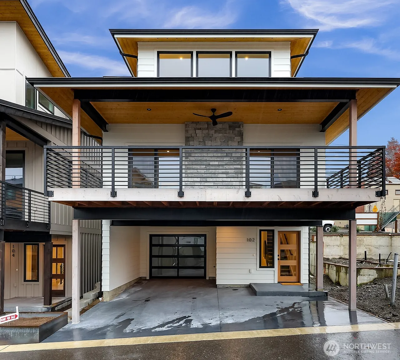 102 Riverwalk Drive photo 1