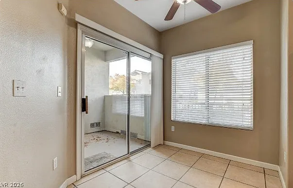 2 bed, 2.0 bath, 838 sqft, $1,475 — Photo 3