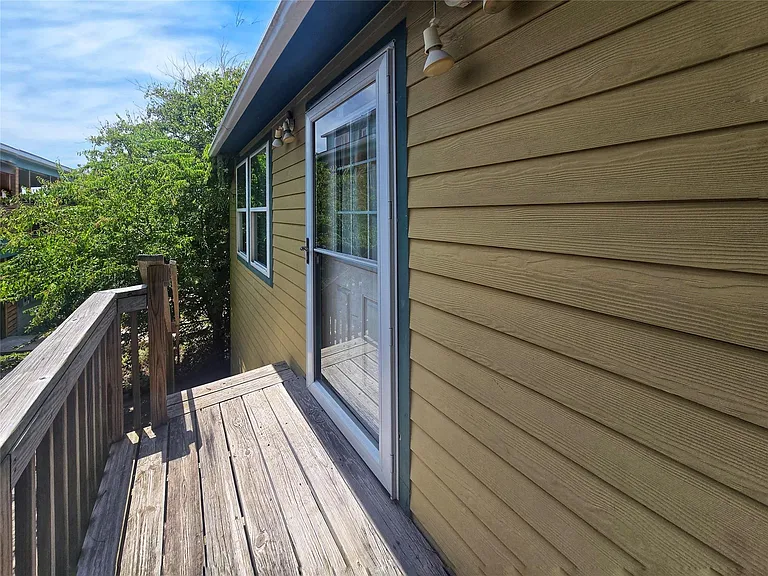 1814 Avenue N 1/2 #3 — Photo 15