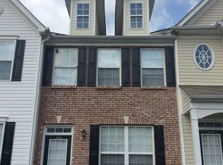 2656 Heathrow Dr, Lawrenceville, GA 30043