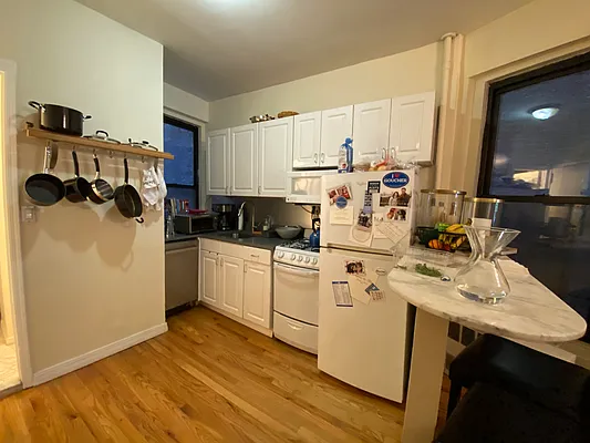 Rented by Oxford Property Group | media 7