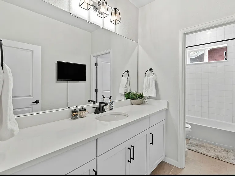 17721 Parkside Dr N — Photo 11