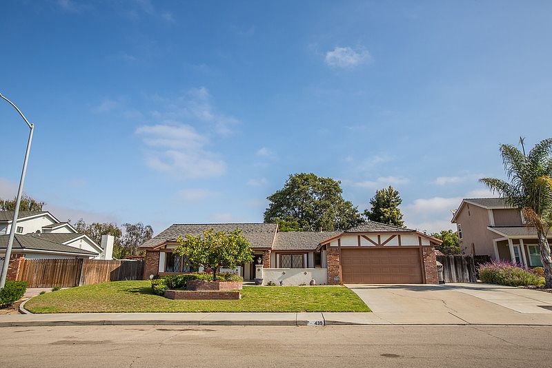 1st image of 439 Wellington Dr