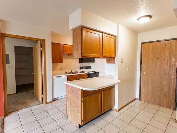 4th image of 2600 N Career Ave APT 101