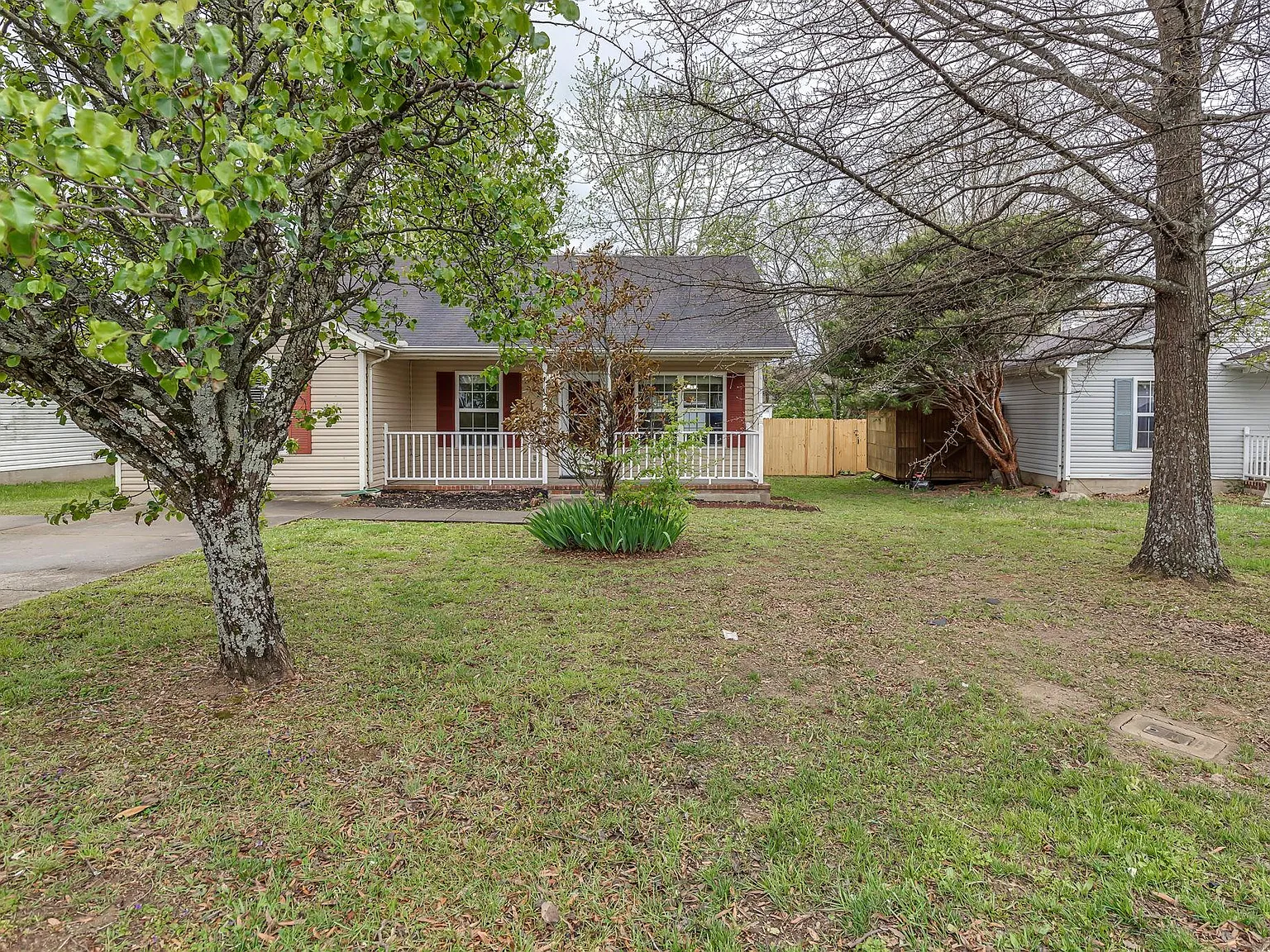 3 bed, 1245 sqft, $1,800 — Photo 1