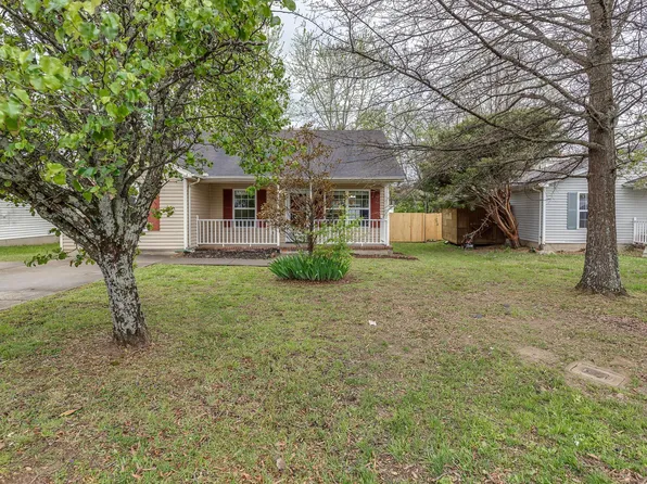 524 Cedar Park Cir, La Vergne, TN 37086