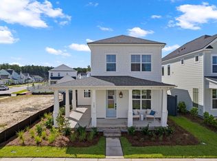 785 Blueway Ave, Summerville, SC 29486