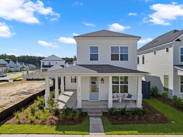 785 Blueway Ave, Summerville, SC 29486