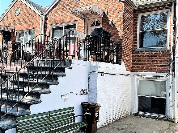 2nd image of 50-42 39th Pl