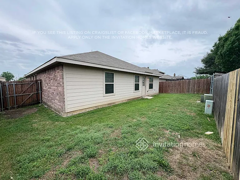 6520 Chalk River Dr — Photo 19