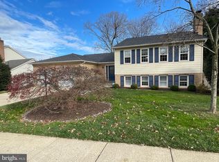 4517 Demby Dr, Fairfax, VA 22032