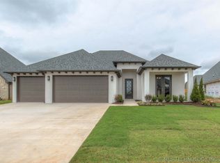 449 E 130th St, Jenks, OK 74037