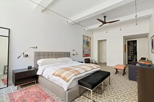 Sold by Compass | media 10