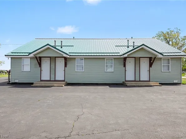 298 Park Ave, Conneaut, OH 44030