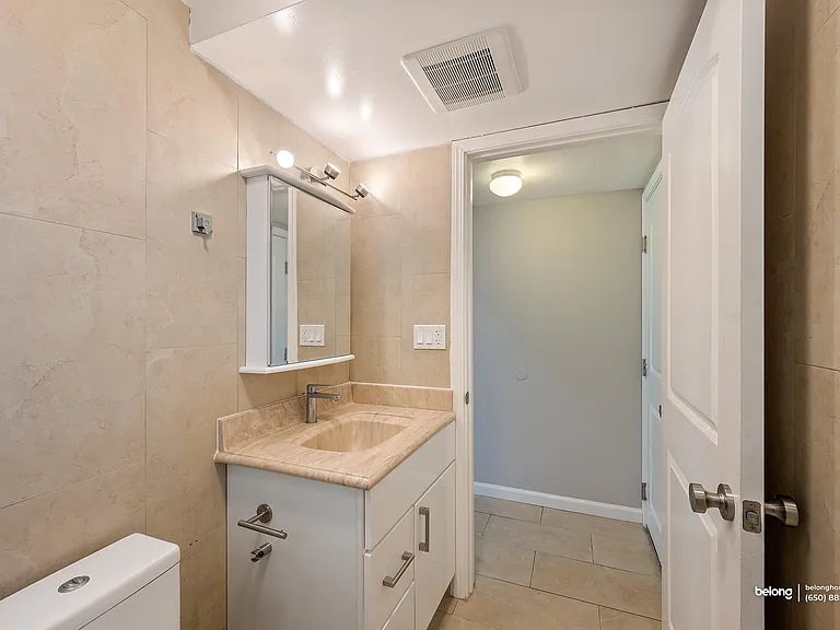 3661 Slopeview Dr — Photo 37