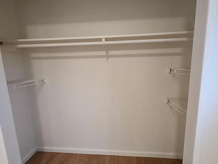 250 Pawling Ave #3 — Photo 12
