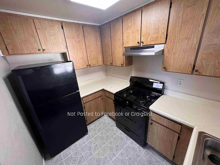 3639 44th St #5 — Photo 9