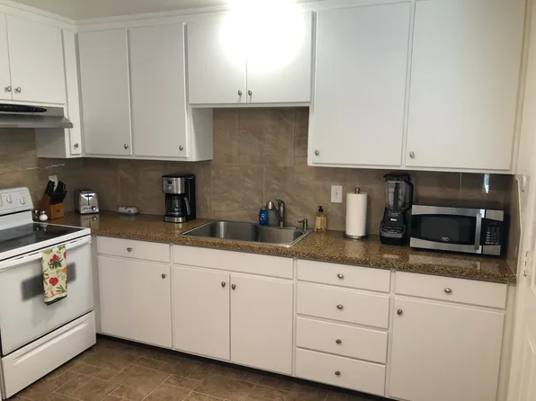 146 Neville Way #146, Santa Rosa, CA 95407