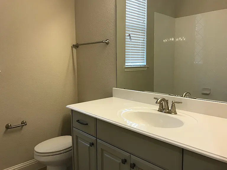 1324 Torrent Dr — Photo 2