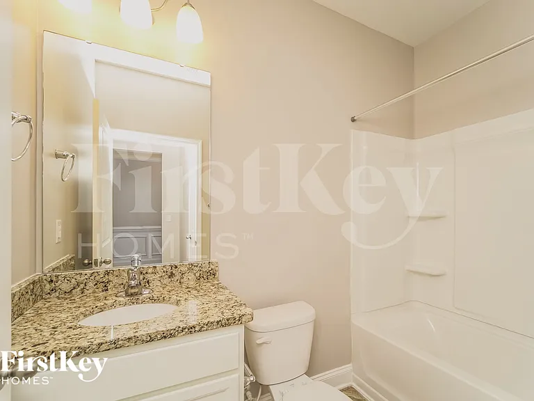 124 Ridgemont Ln — Photo 14