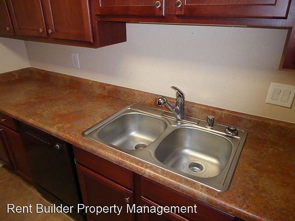 3rd image of 4200 Montgomery Blvd NE APT 118