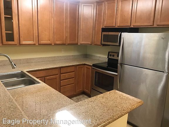 5th image of 3715 Tallyho Dr APT 178