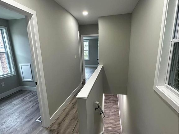 2nd image of 29 Capitol Heights Blvd