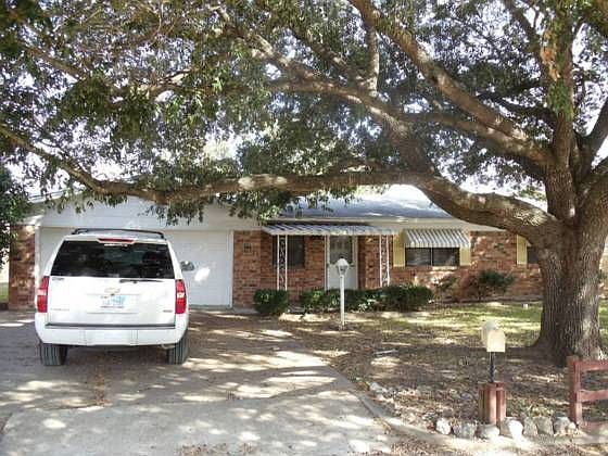 1st image of 531 N Stefka Dr