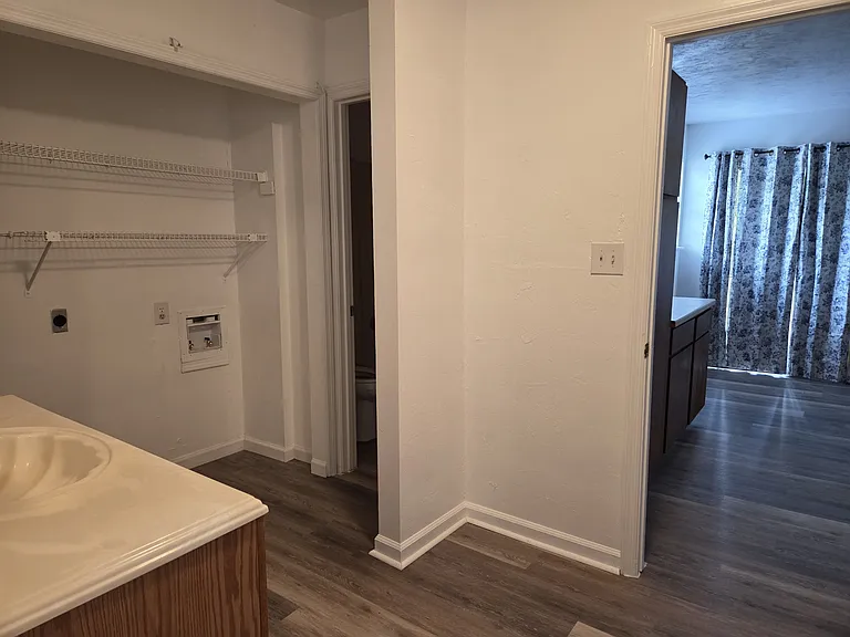 2913 Duffton Loop — Photo 19