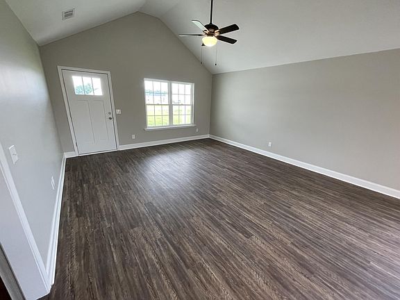 3rd image of 7045 White Pine Ave
