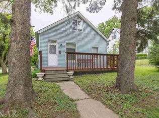 104 Packard St, Bloomington, IL 61701
