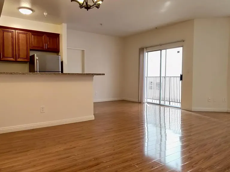 Lanewood Court Apartments — Photo 4