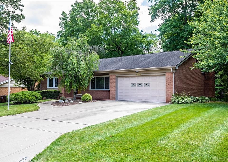 1st image of 4526 Parklawn Dr