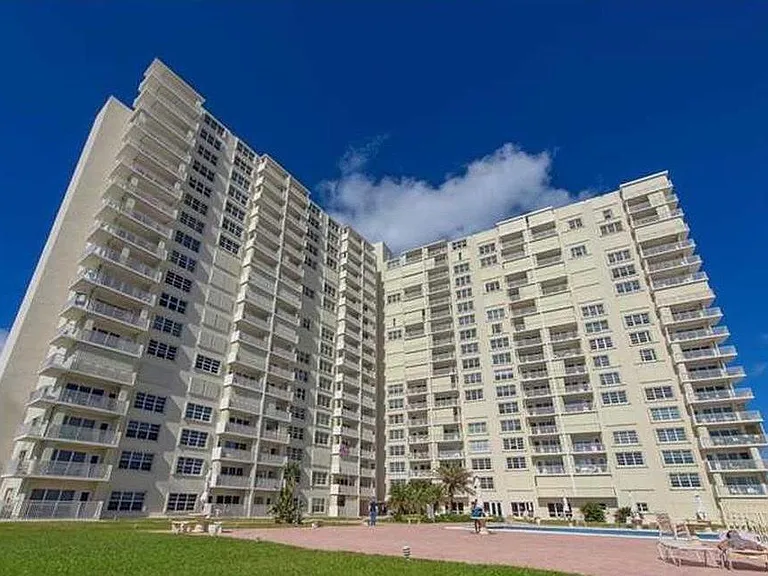 750 N Ocean Blvd #802 — Photo 3