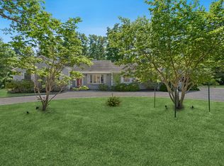 4260 Noyac Rd, Sag Harbor, NY 11963