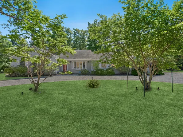 4260 Noyac Rd, Sag Harbor, NY 11963