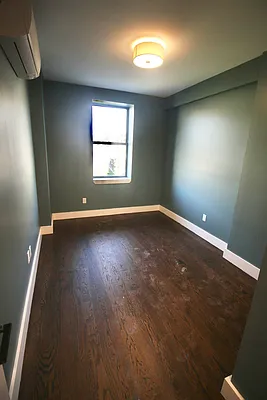 Rented by Delmark Realty LLC | media 22