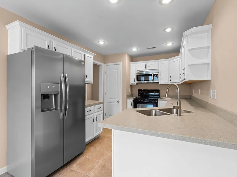 2862 Larkspur Ct — Photo 9