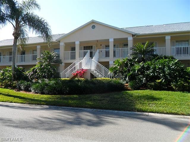 1st image of 774 Wiggins Lake Dr