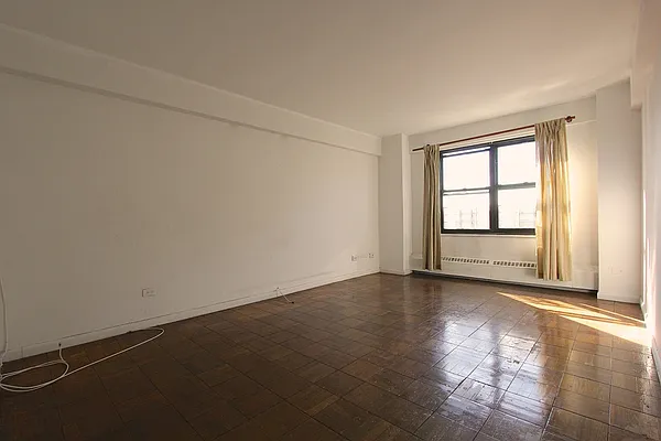 Sold by Compass | media 2