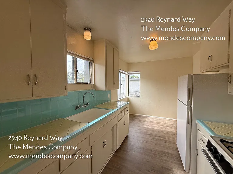 2938-2940 Reynard Way — Photo 5