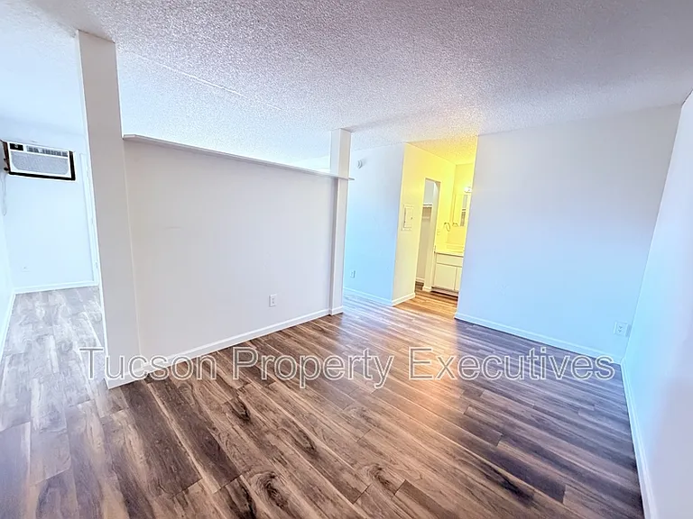 3810 E Monte Vista Dr #202 — Photo 8