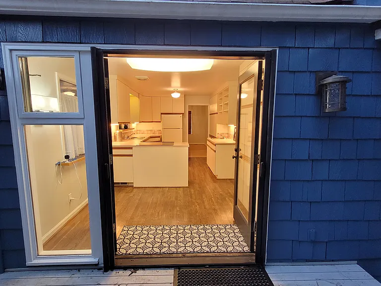 4224 Wallingford Ave N — Photo 16