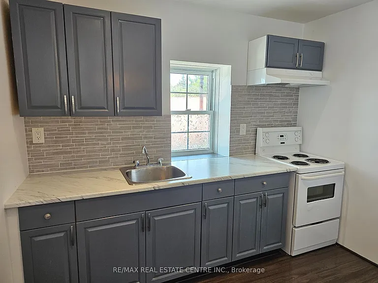 1 Mill St #1 — Photo 3