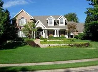 3341 Deer Lake Dr, South Bend, IN 46614