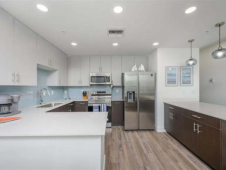 1703 N Tamiami Trl #205 — Photo 11