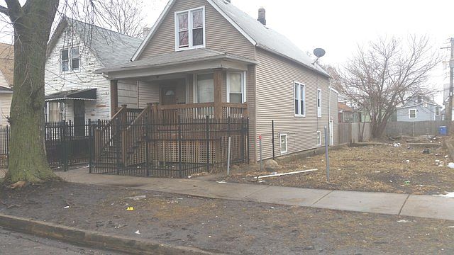 2nd image of 4737 W Ohio St