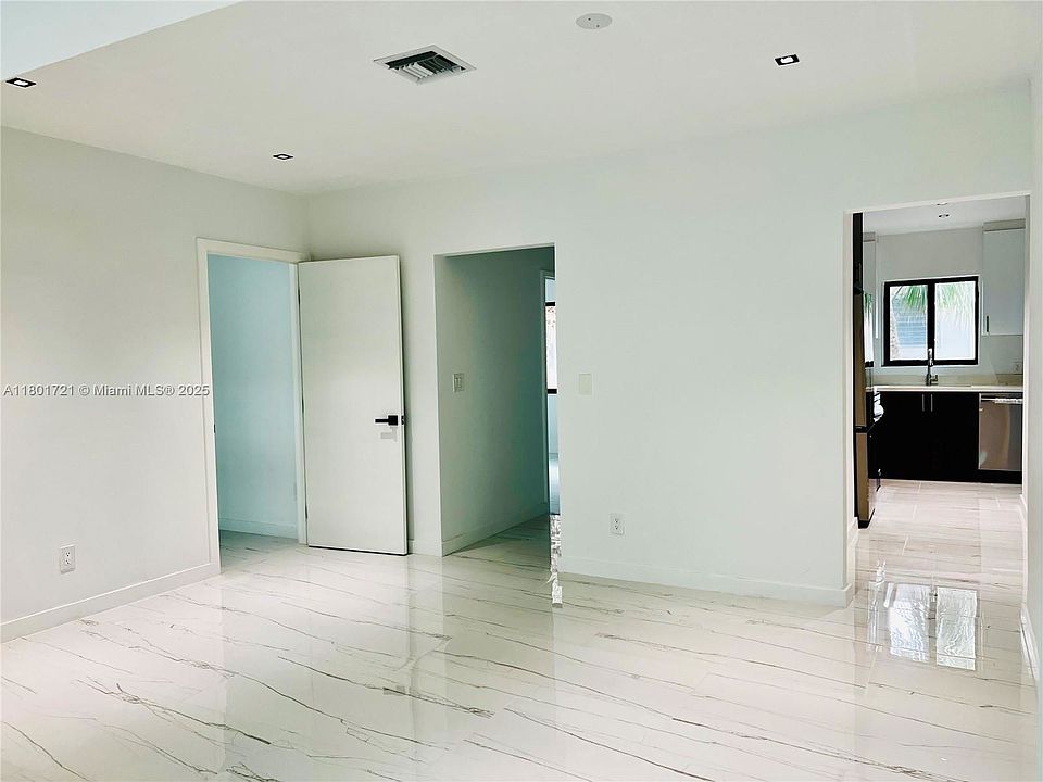 1st image of 1155 102nd St #10