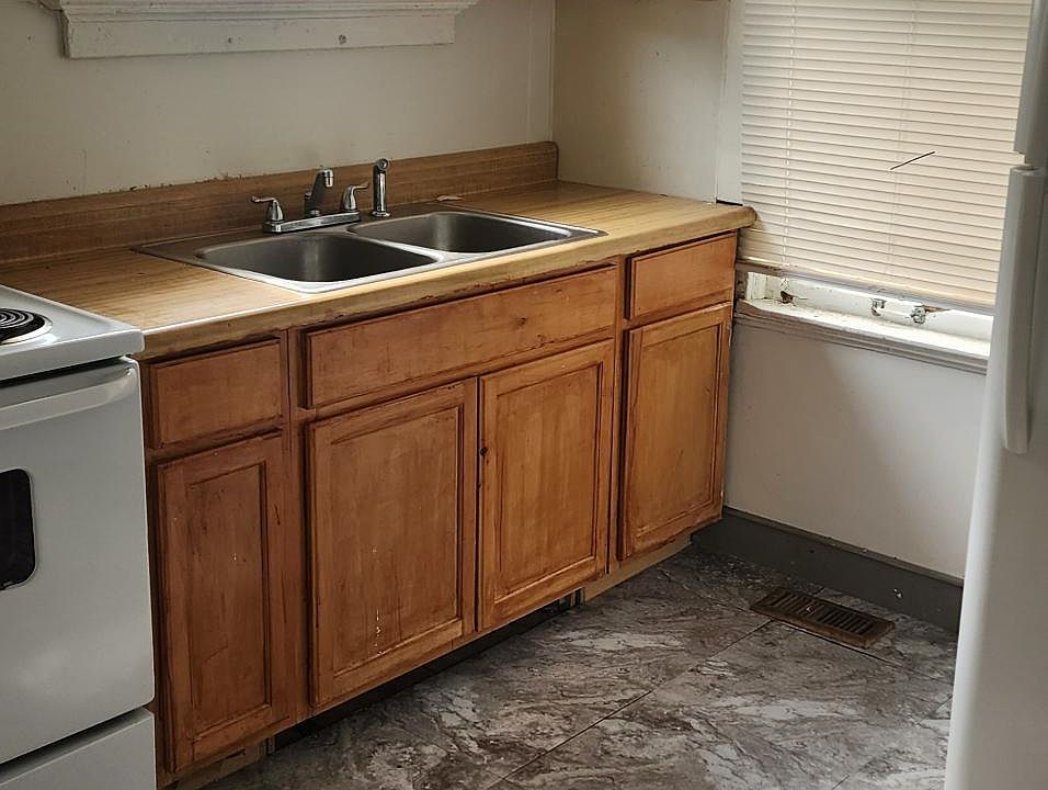 1st image of 5509 Beacon Ave