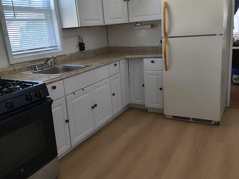 1523 N Arkansas Ave — Photo 5